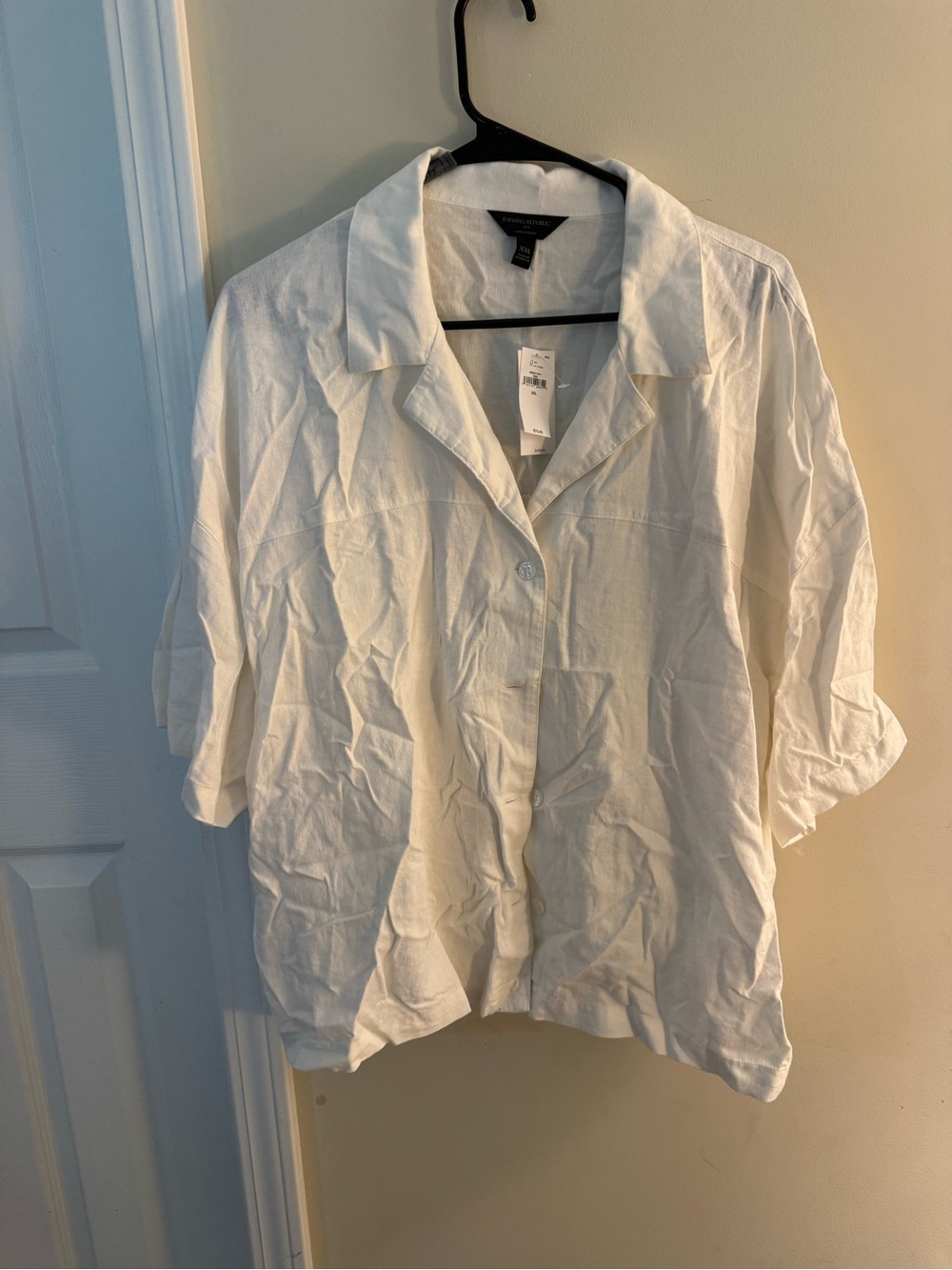 Banana Republic White Short-Sleeve Button Front Blouse